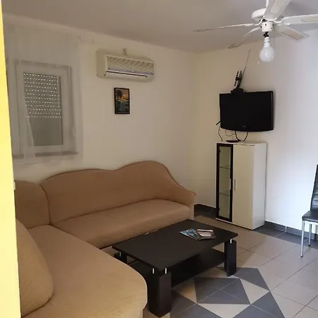 Robi Apartment